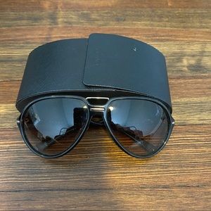 Black Prada Aviators